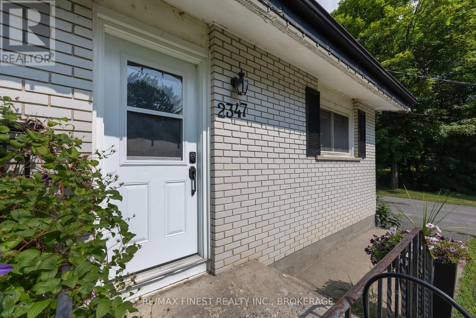 2347 BATTERSEA ROAD - Image 5