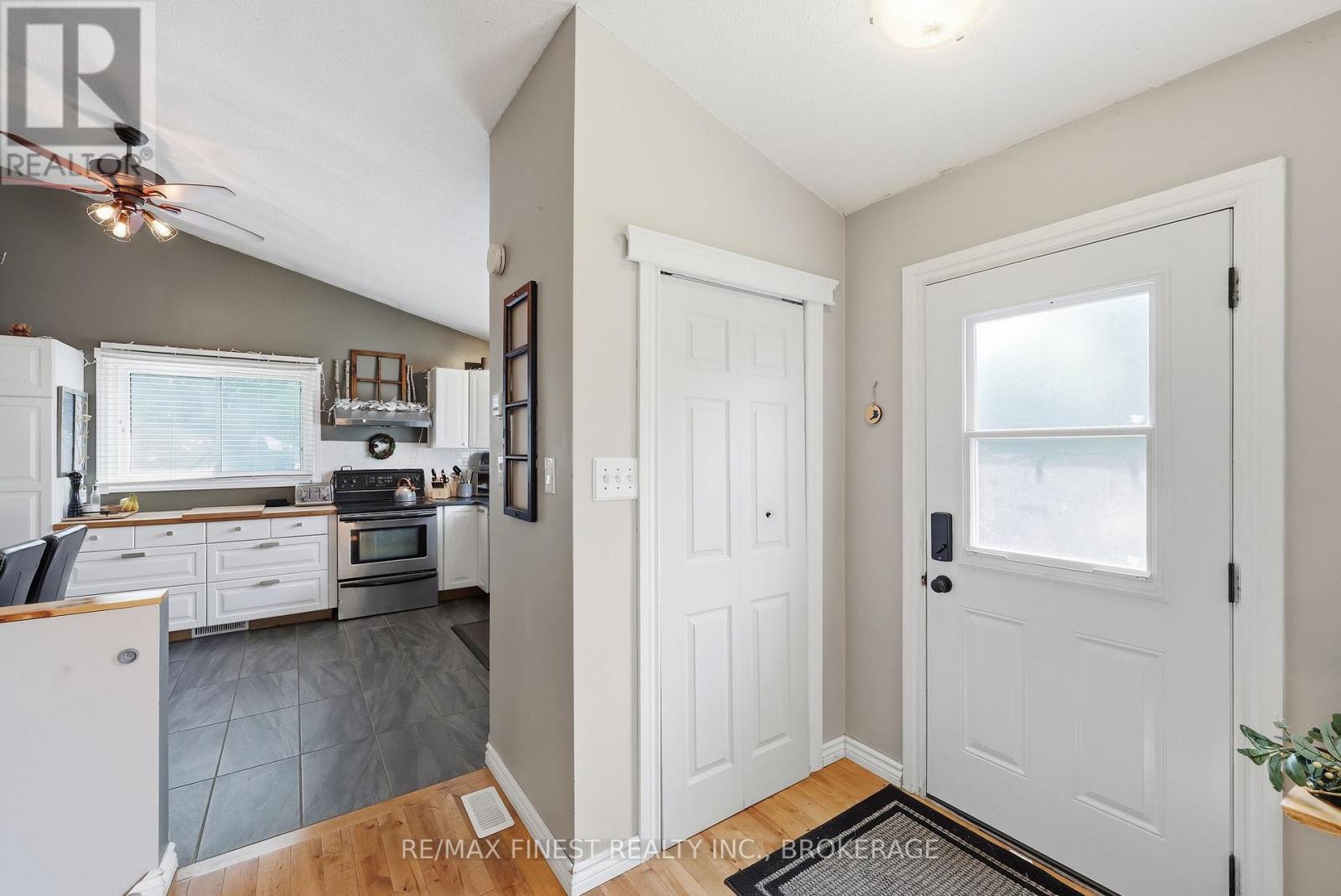 2347 BATTERSEA ROAD - 6