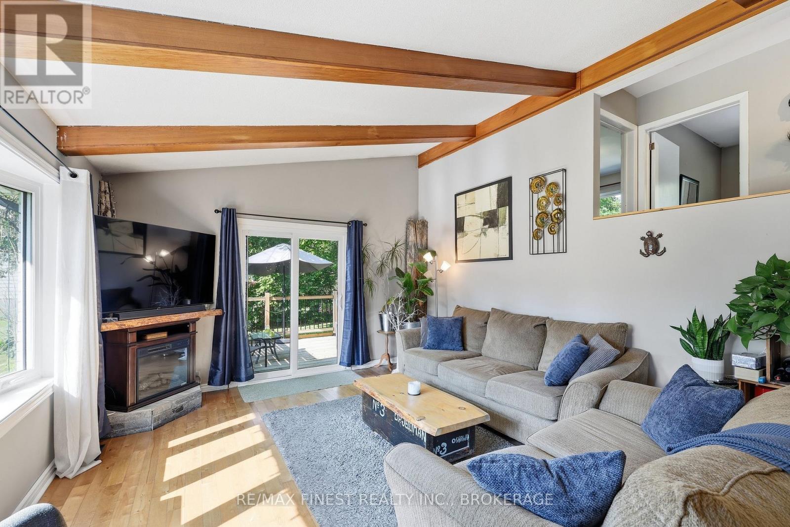 2347 BATTERSEA ROAD - 8