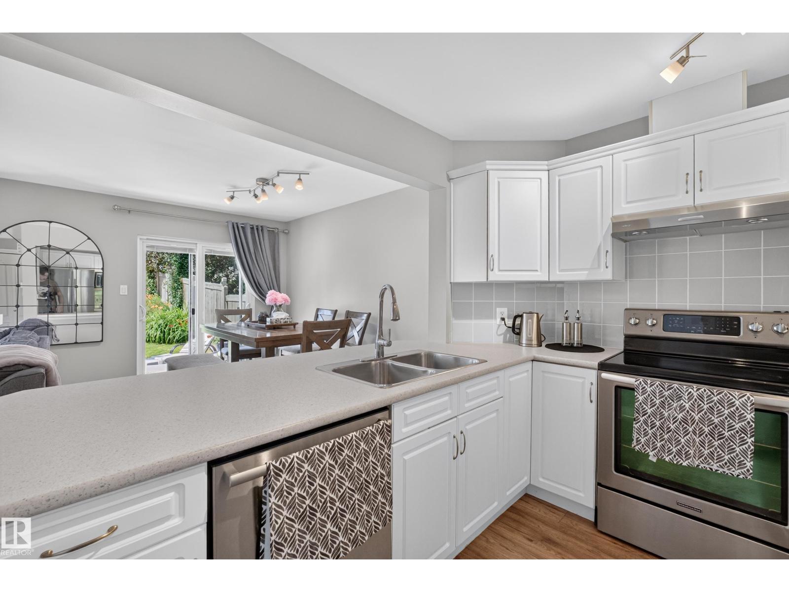 #25 200 ERIN RIDGE DR - 10
