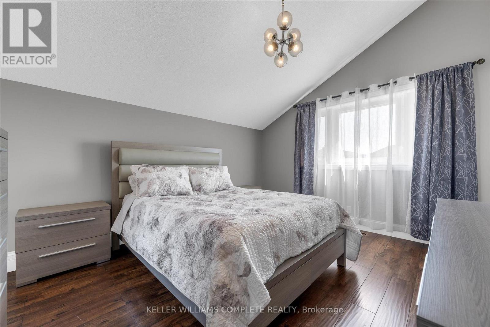 847 WEST 5TH STREET - 32