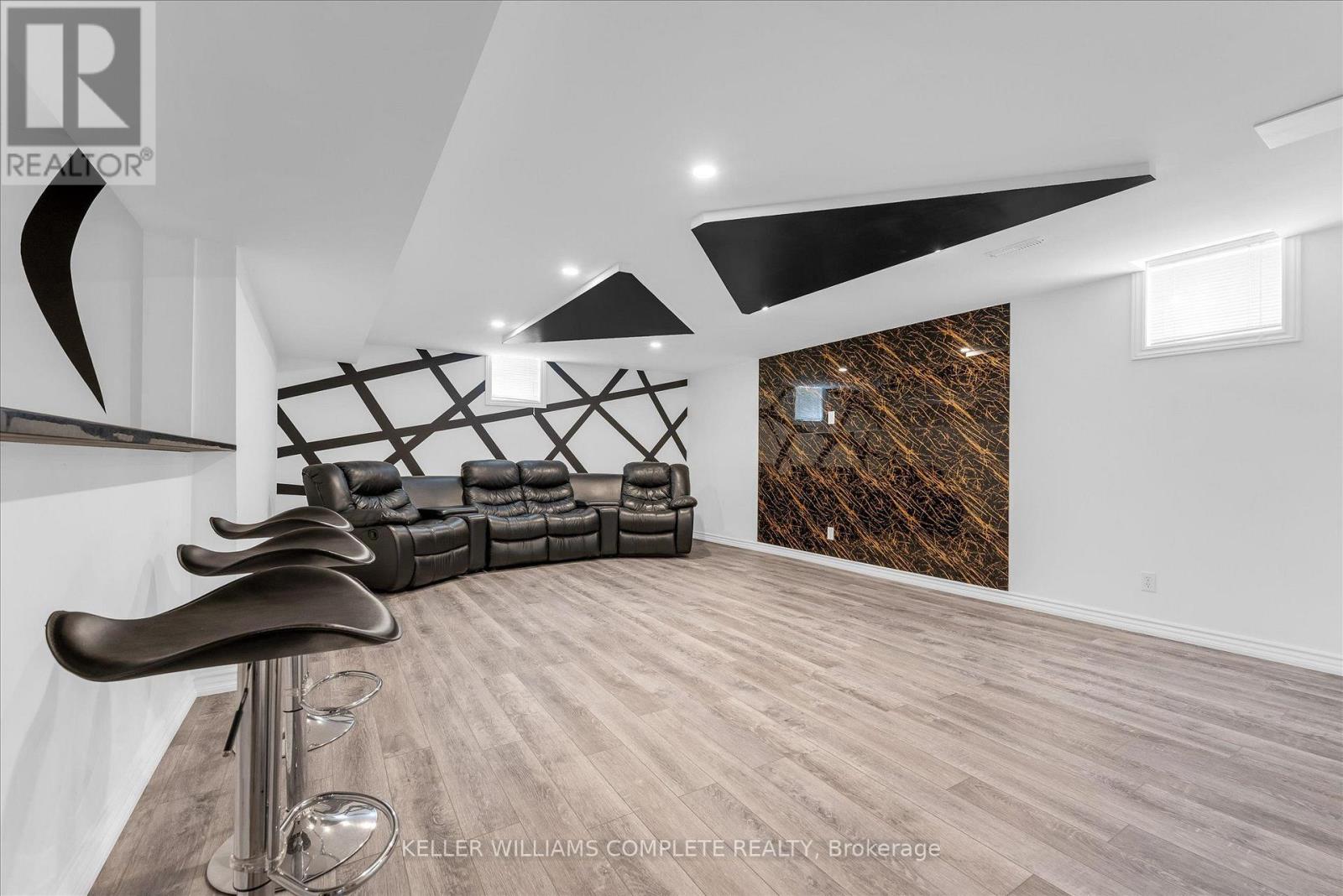 847 WEST 5TH STREET - 42