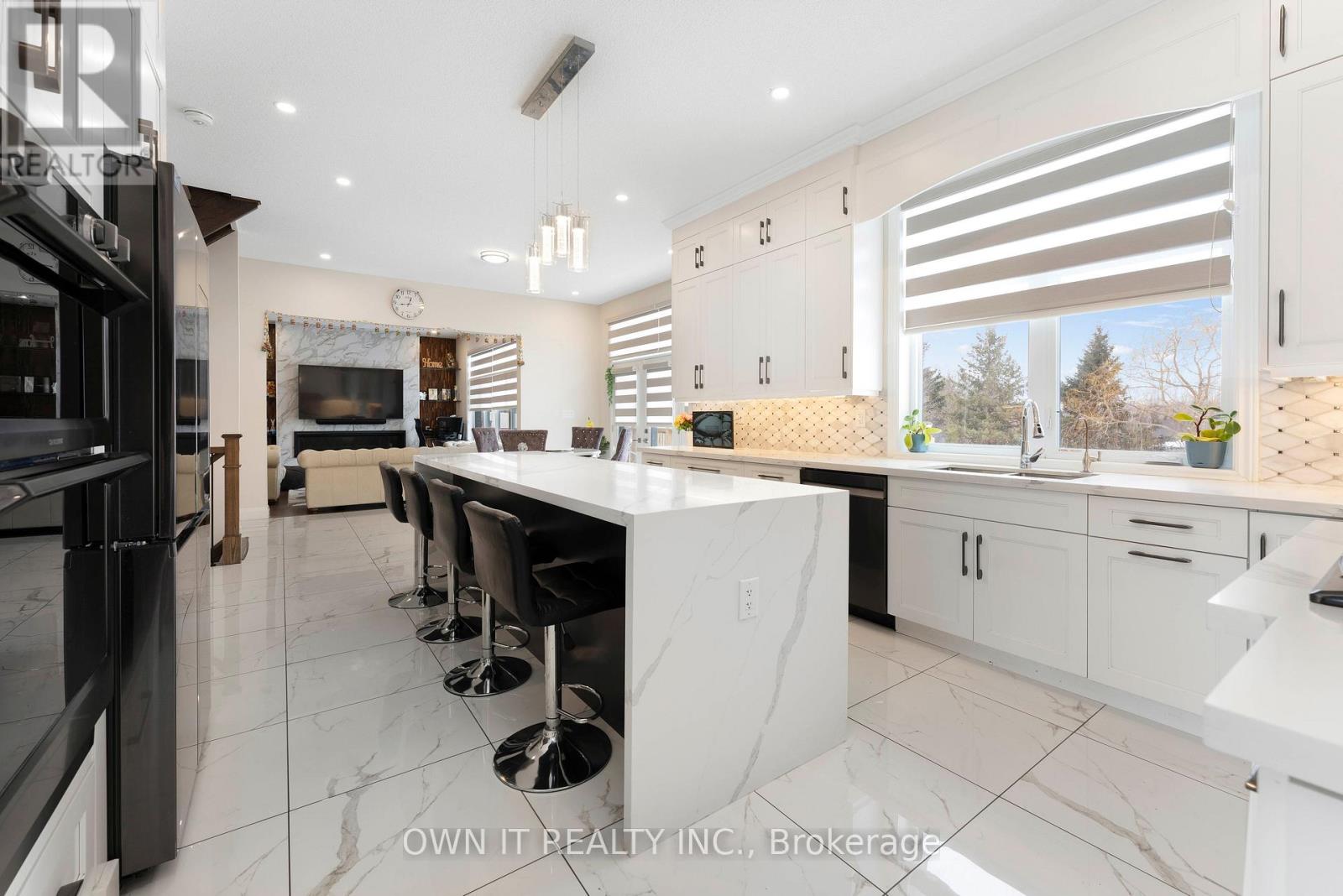 23 YARL PLACE - 11
