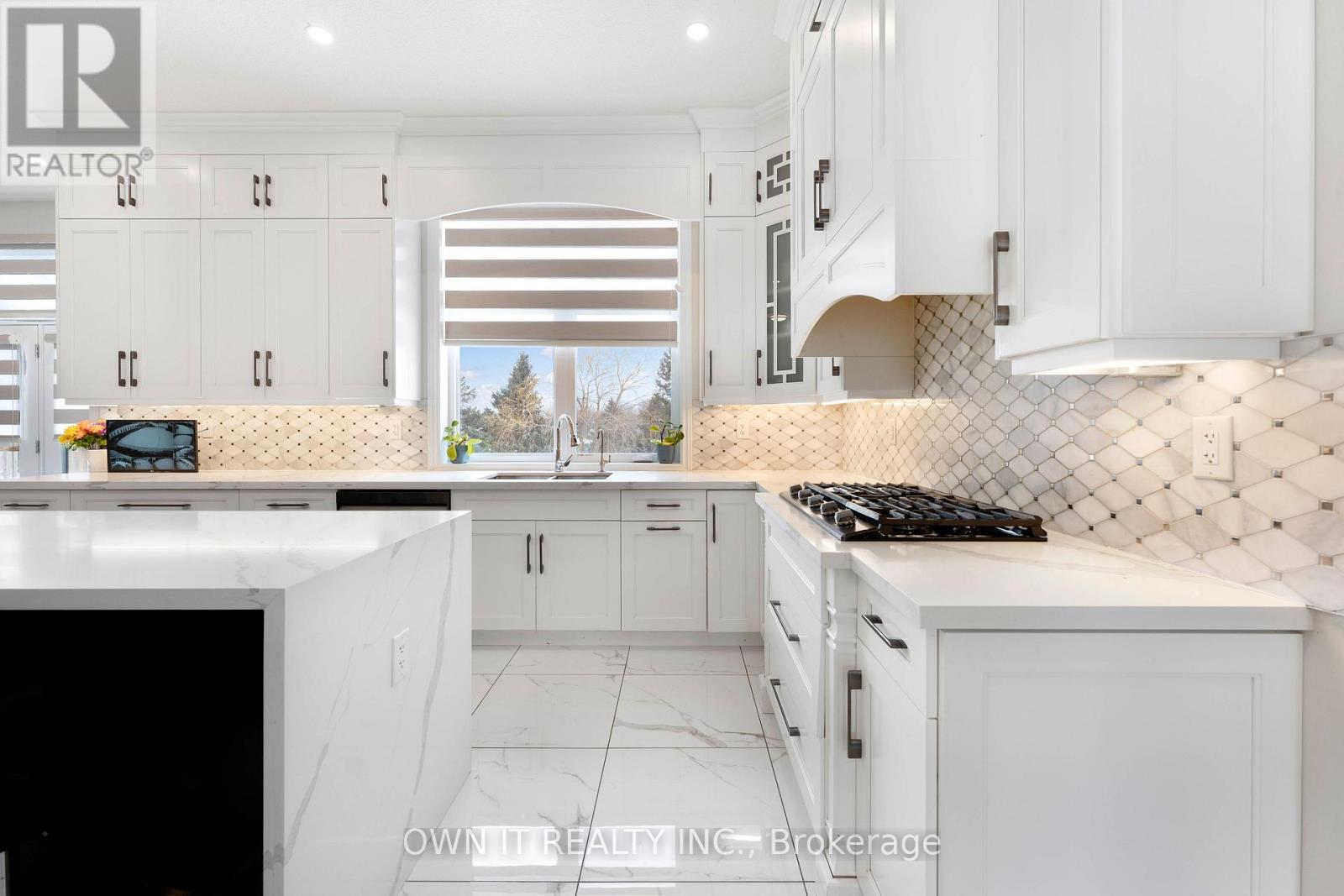 23 YARL PLACE - 12
