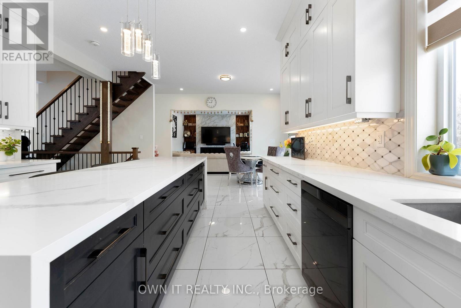 23 YARL PLACE - 13