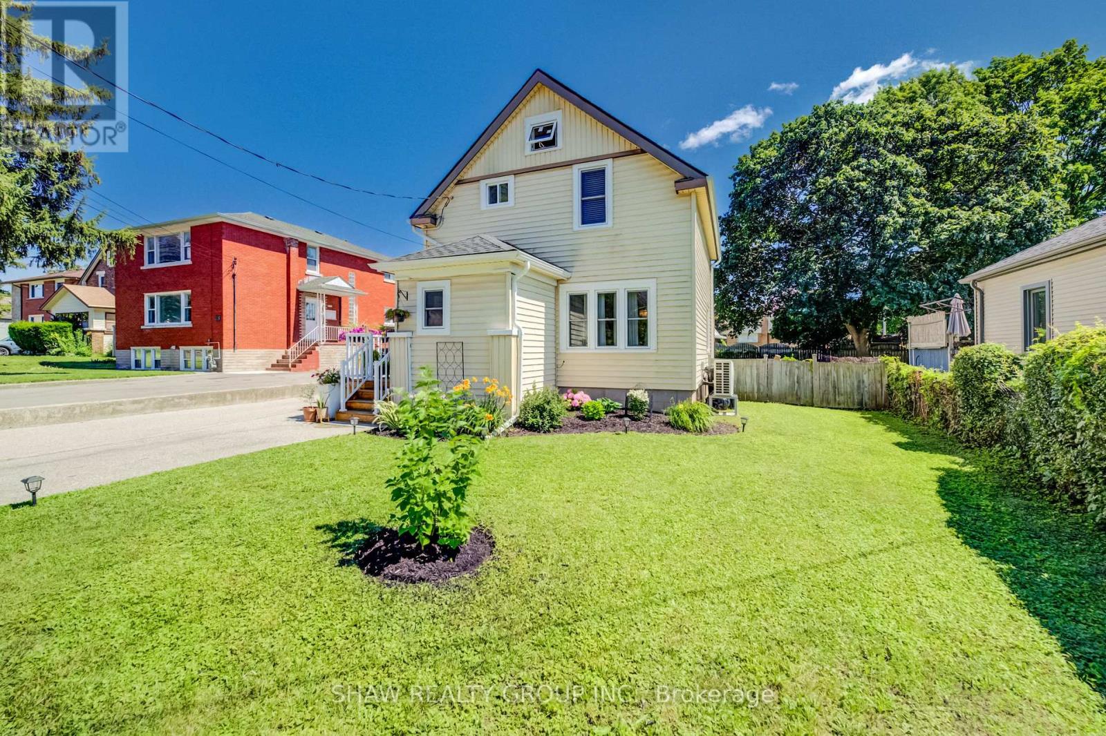 209 BELLEVIEW AVENUE — photo 3