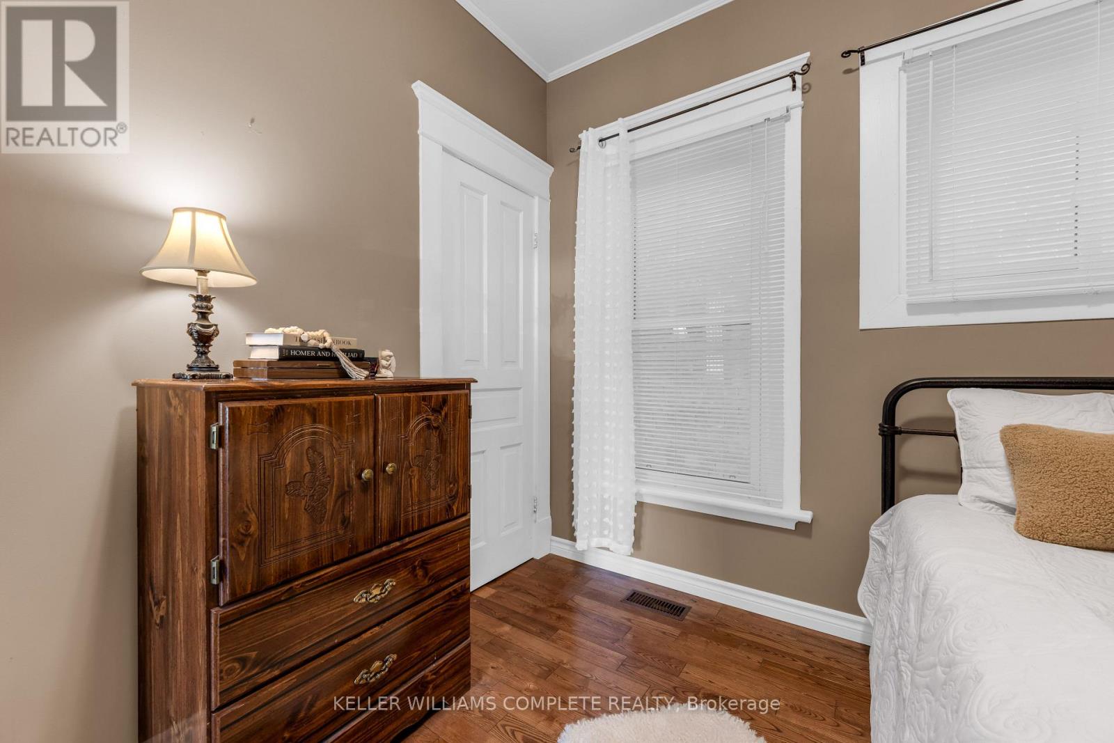 3-bedroom home for sale at 50 STRATHCONA AVENUE, Brantford ON · photo 14 of 33