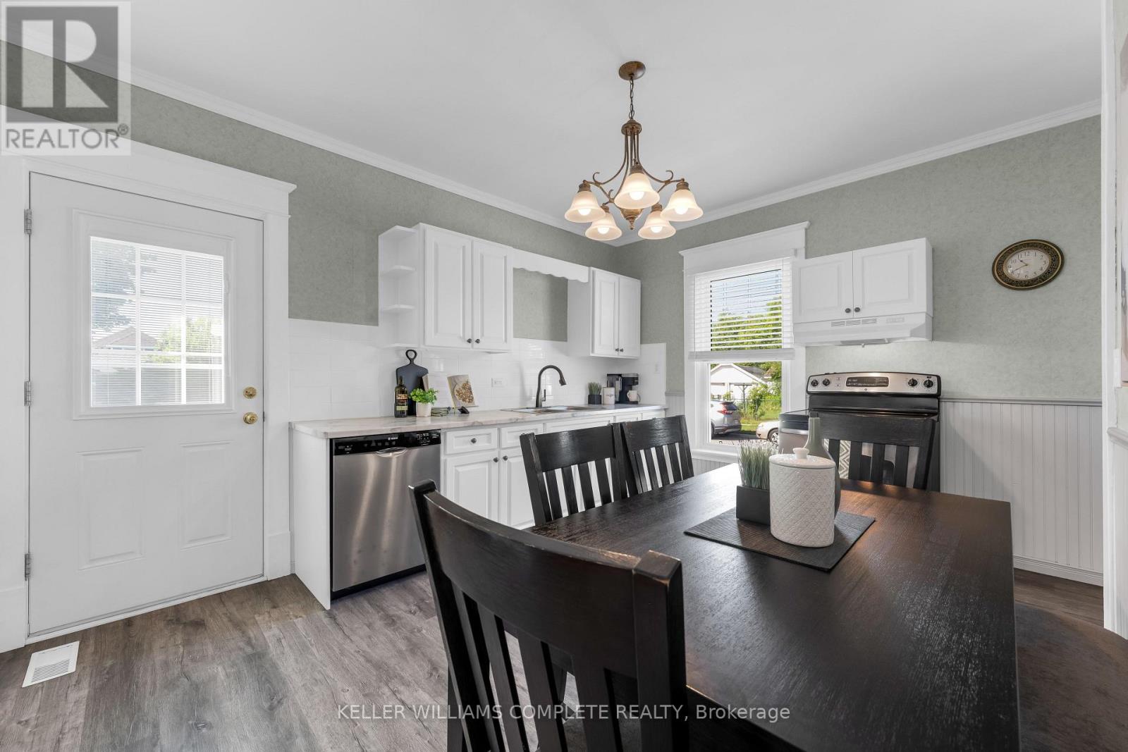 3-bedroom home for sale at 50 STRATHCONA AVENUE, Brantford ON · photo 19 of 33