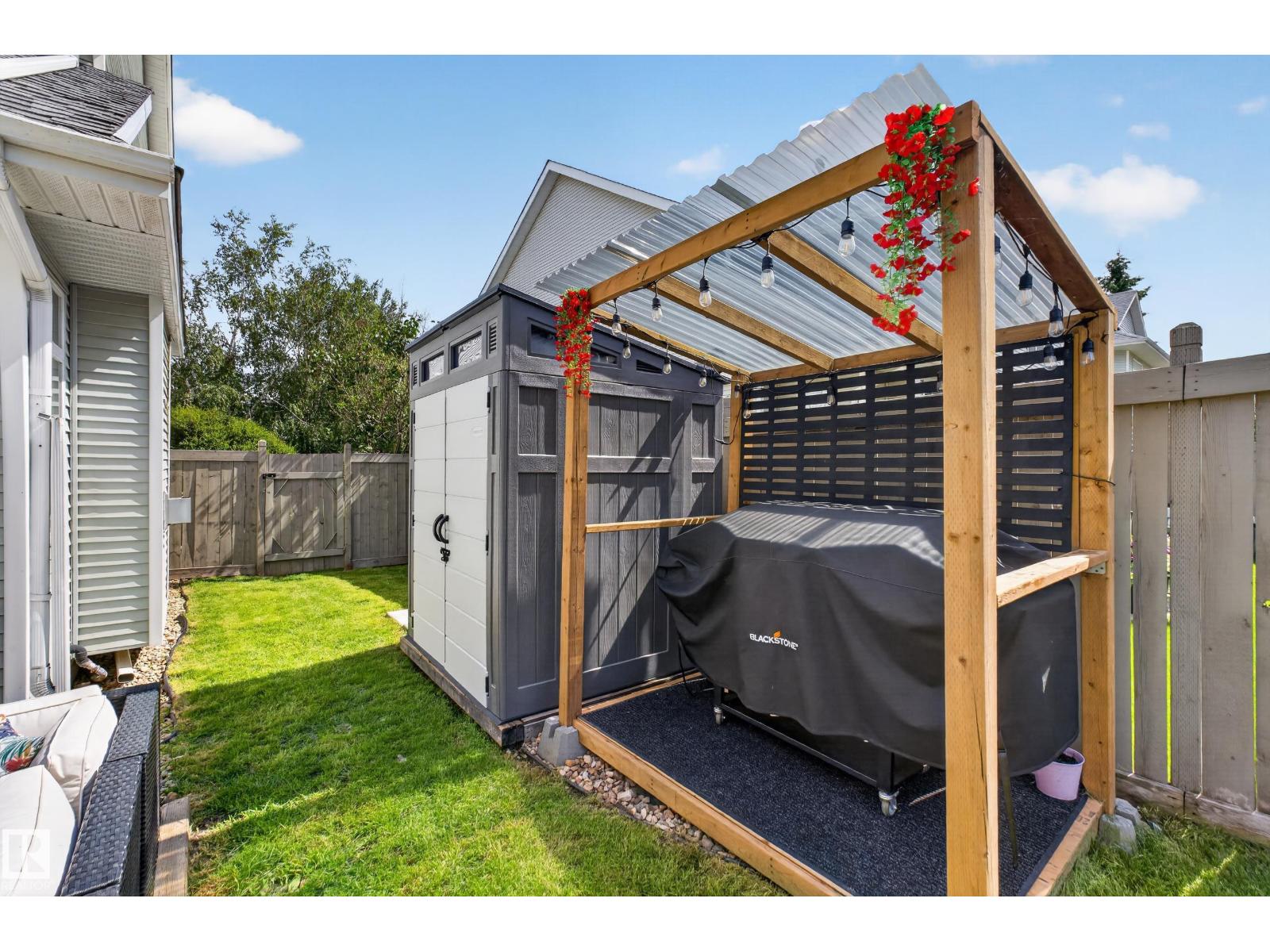 #25 200 ERIN RIDGE DR - 43