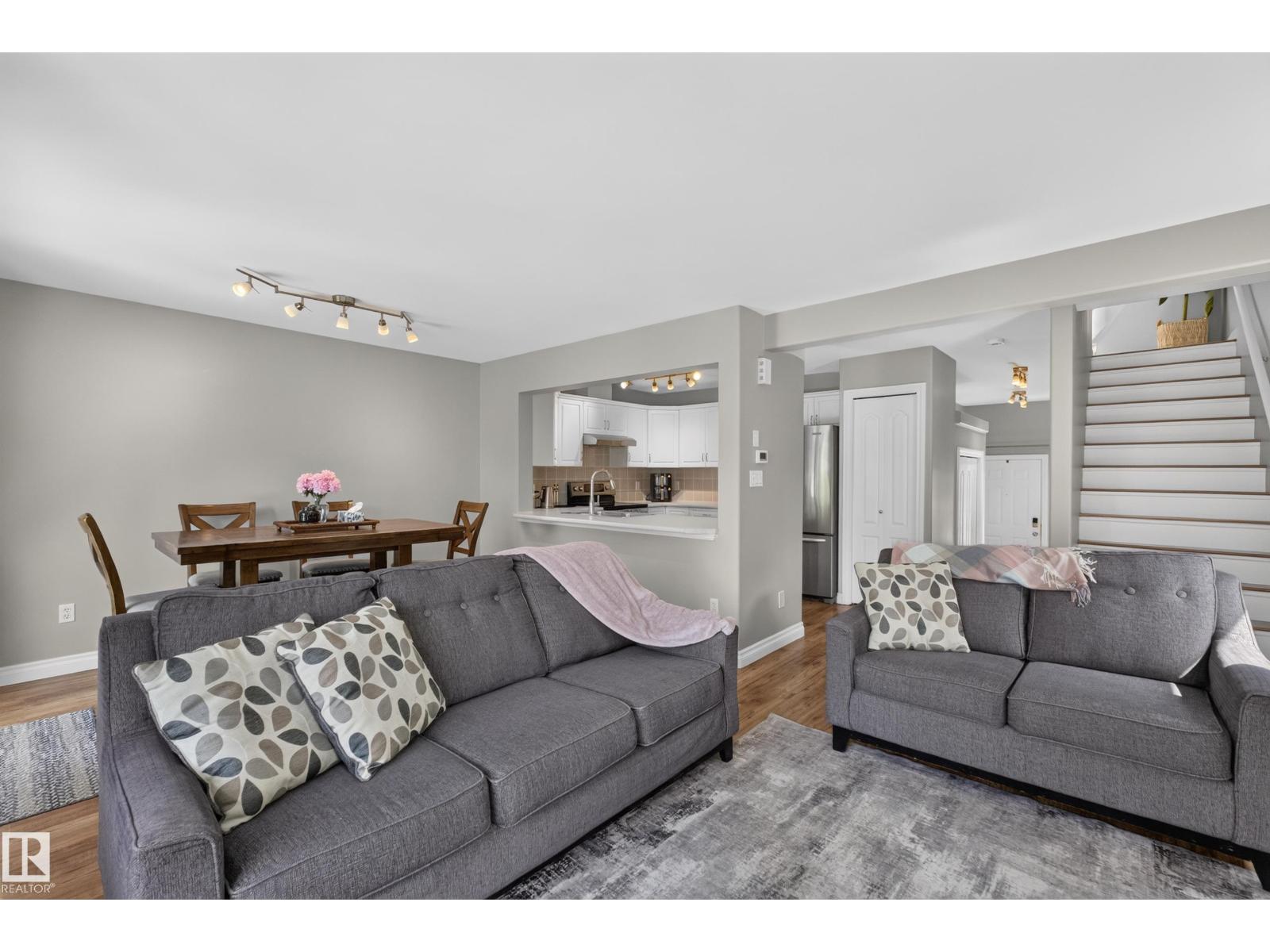 #25 200 ERIN RIDGE DR - 16