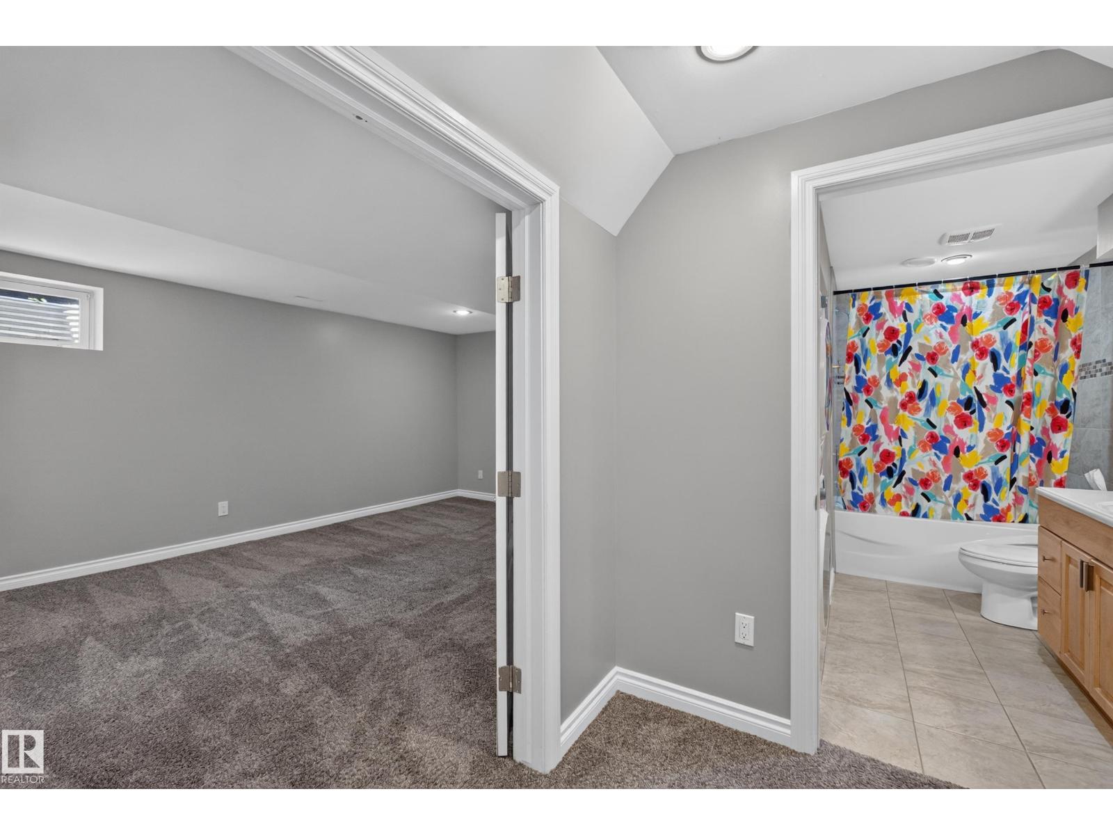 #25 200 ERIN RIDGE DR - 32