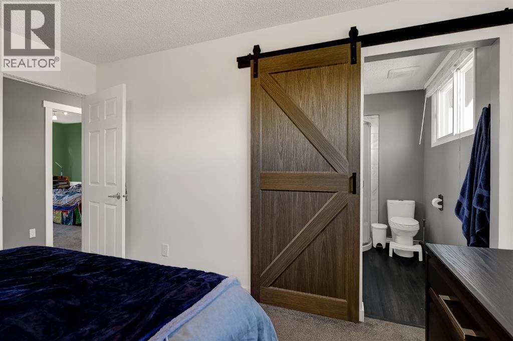 4404, 54 Avenue - Image 11