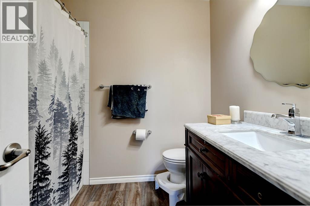 4404, 54 Avenue - Image 18