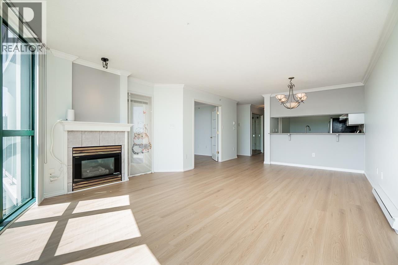 3 Bed, 2 Bath House for Sale in Coquitlam – 2004 1199 EASTWOOD STREET, Coquitlam – MLS# R3151833 - Image 14