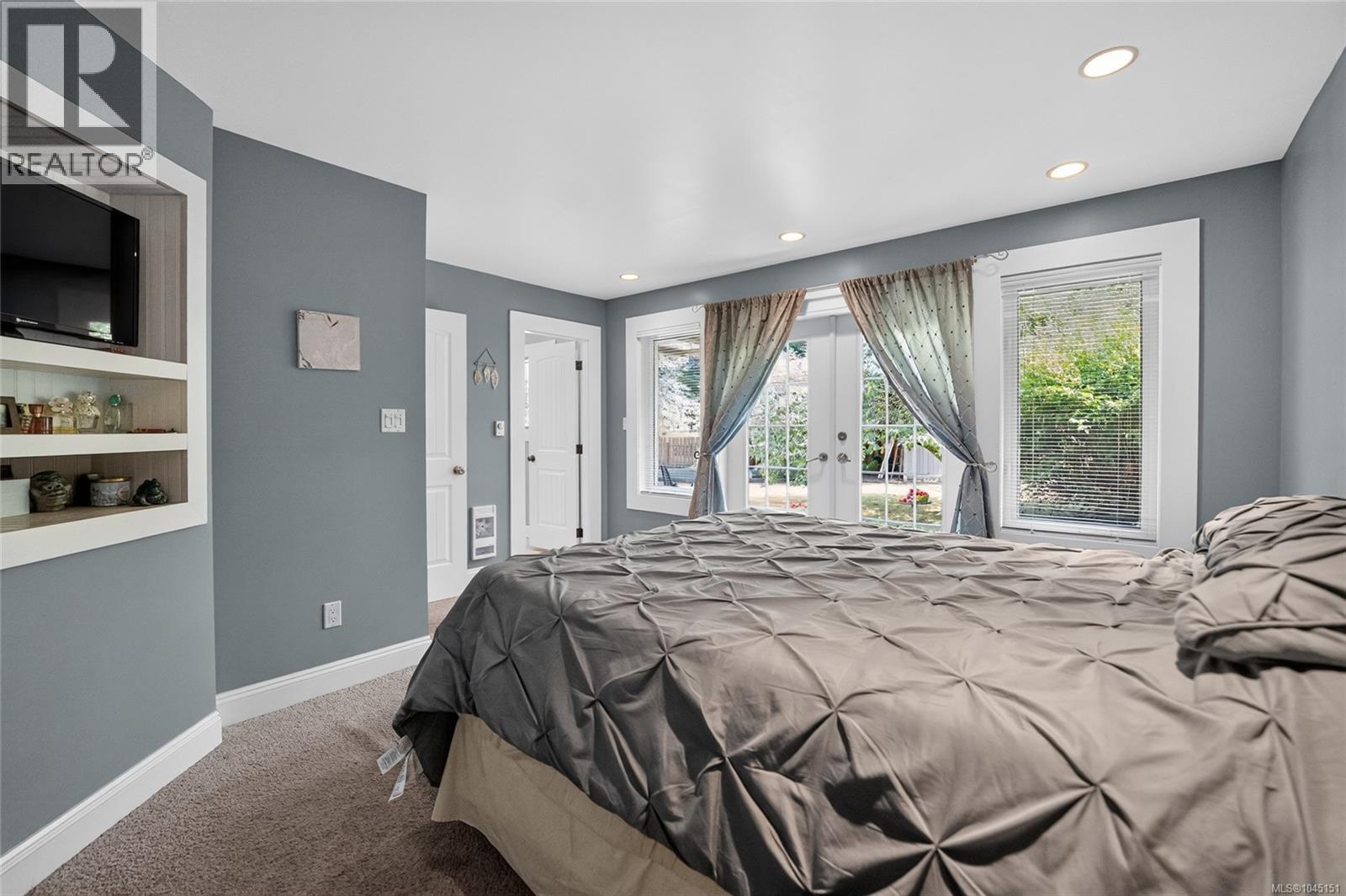 5236 Burnham Cres - 33