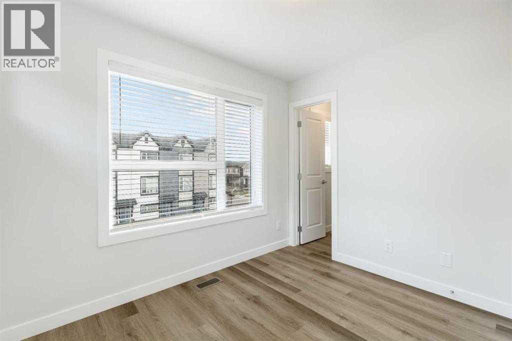 30 Evanscrest Park NW - 21