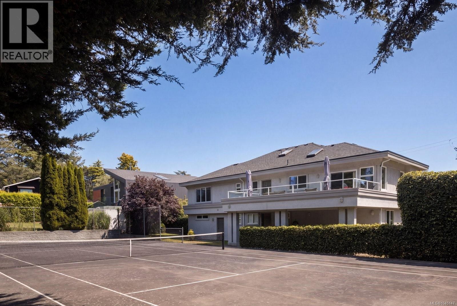 2980 Sea View Rd - Image 36