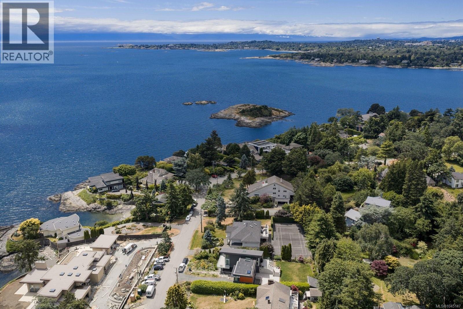 2980 Sea View Rd - Image 39