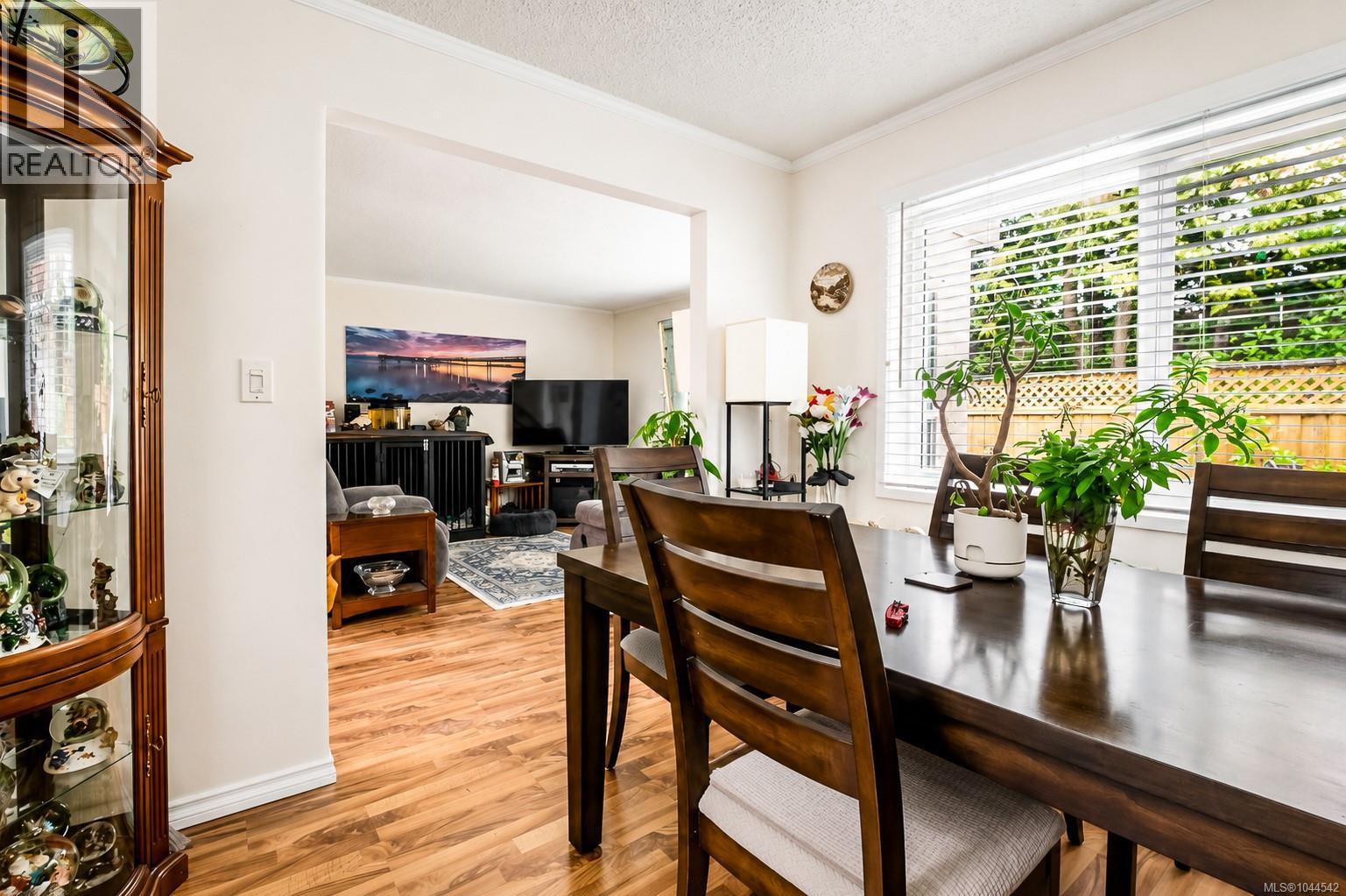 #14 1184 Clarke Rd - 10