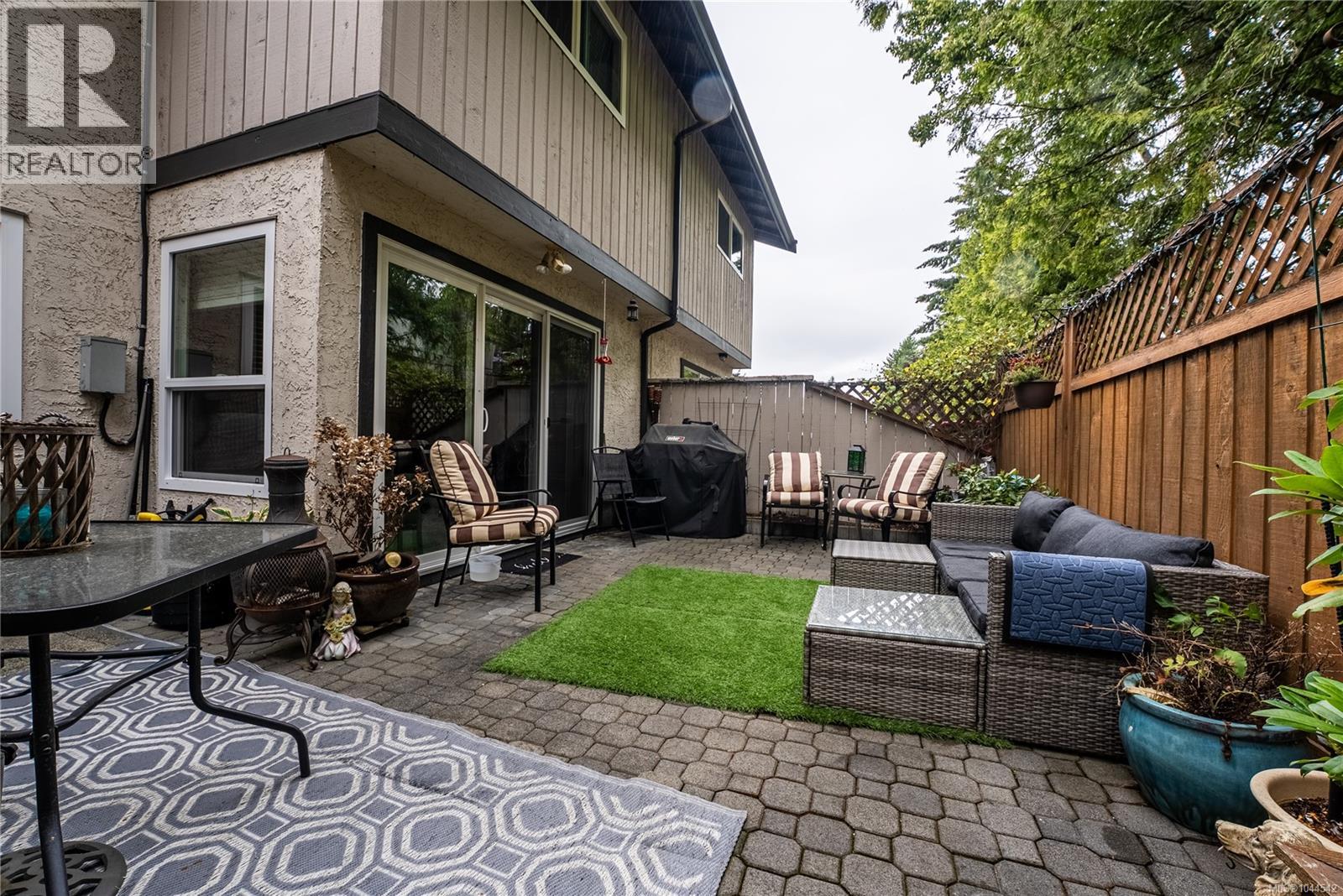 #14 1184 Clarke Rd - 24
