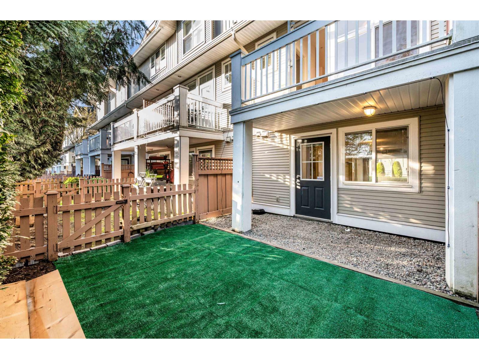 2 Bed, 3 Bath House for Sale in Langley – 46 20460 66 AVENUE, Langley – MLS# R3153304 - Image 24