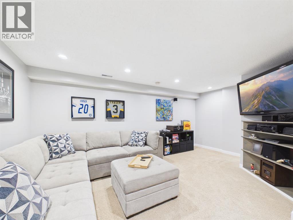 2049 New Brighton Gardens SE - Image 32