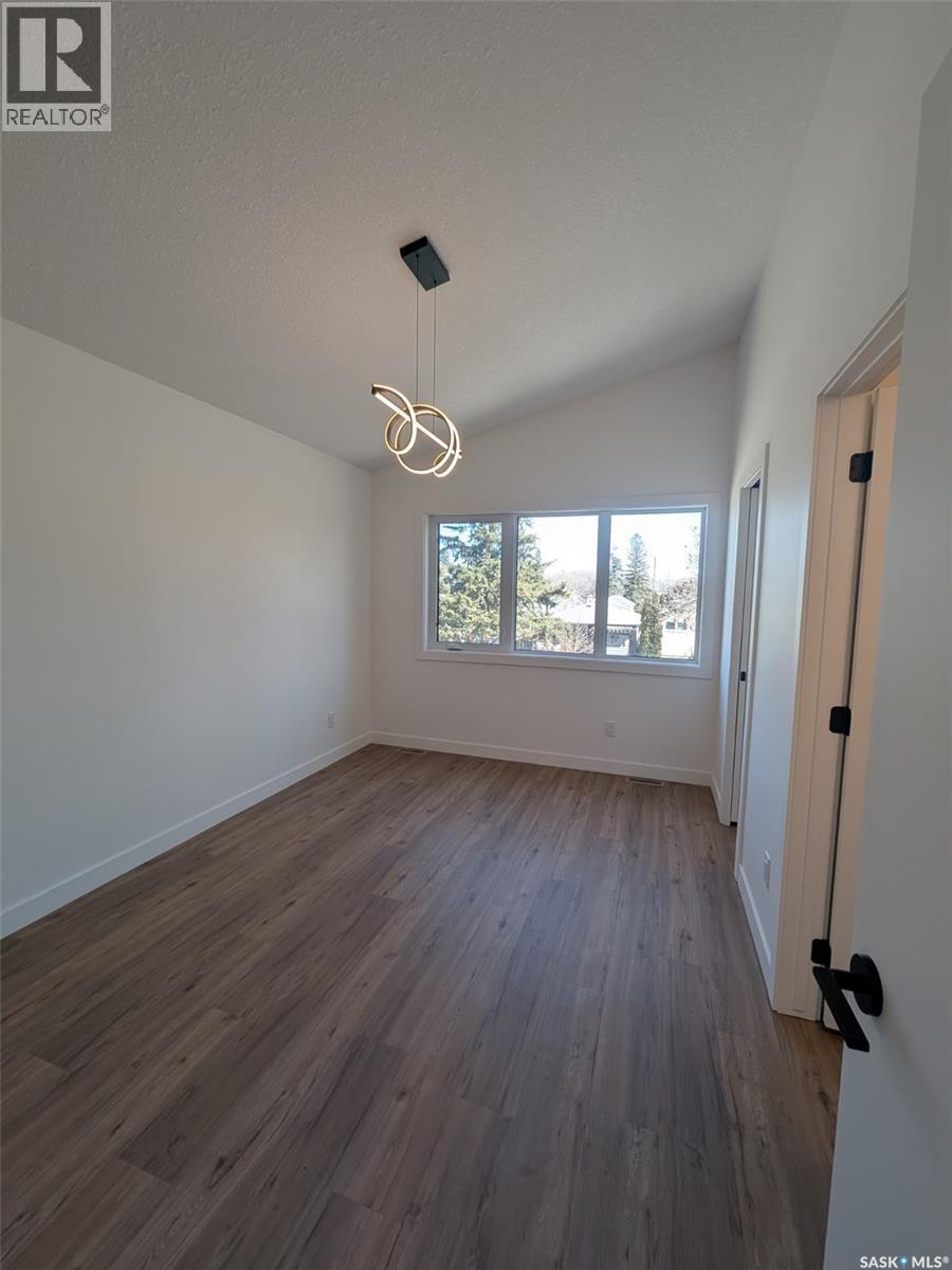 2460 Lindsay STREET - 5