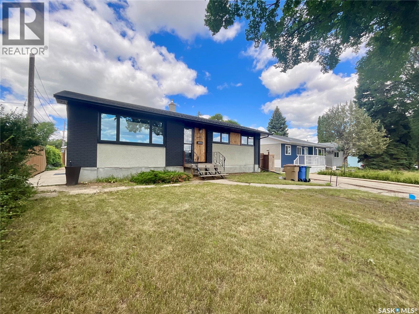 68 Cameron CRESCENT - 2
