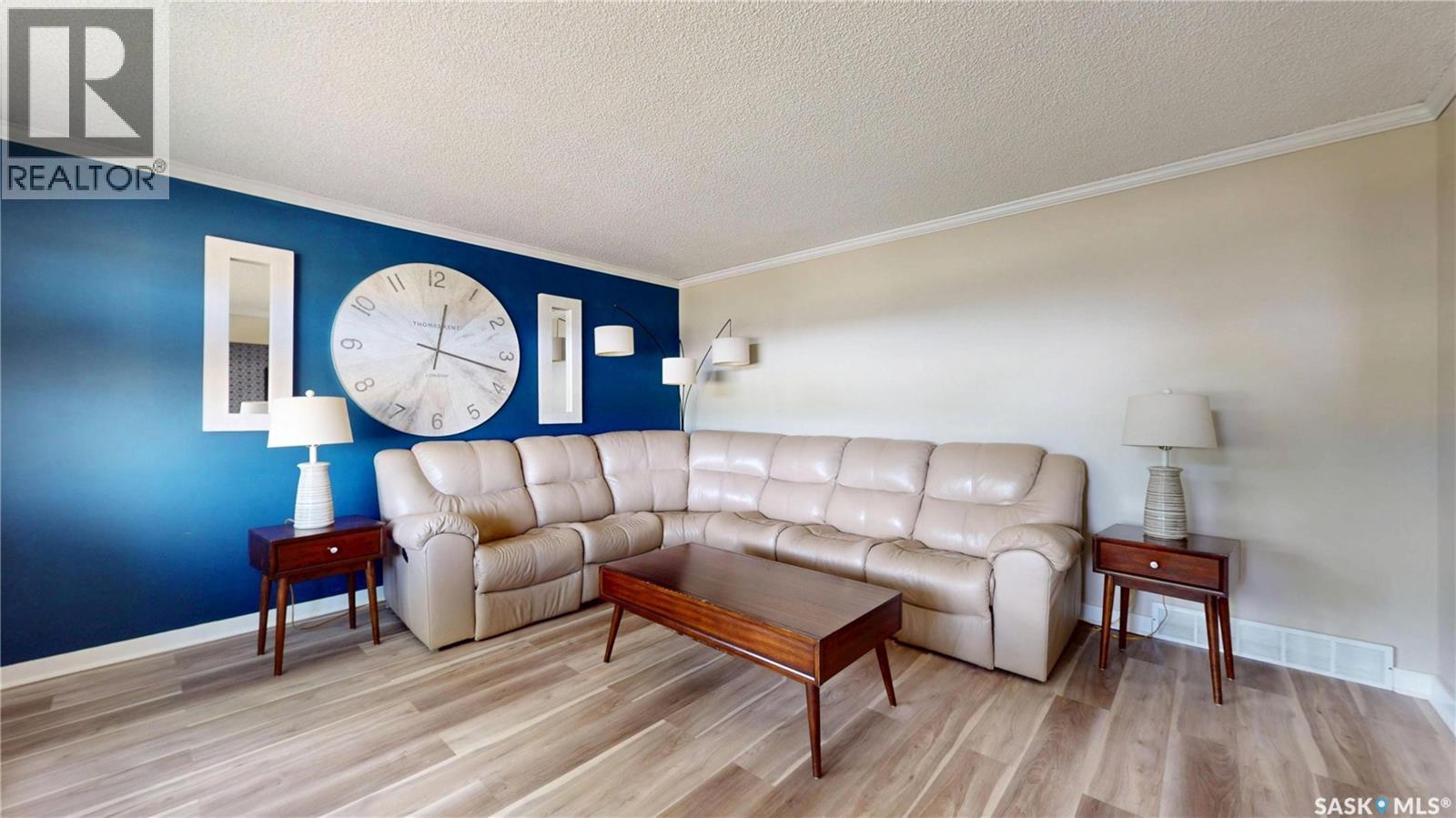 68 Cameron CRESCENT - 8