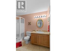 48 Squires Avenue thumbnail 29