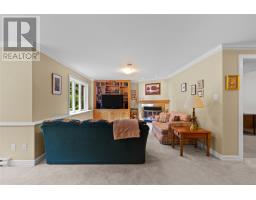 48 Squires Avenue thumbnail 28