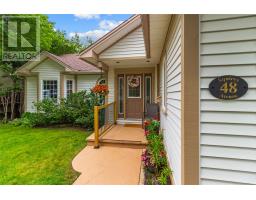 48 Squires Avenue thumbnail 3