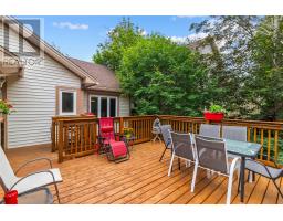 48 Squires Avenue thumbnail 34
