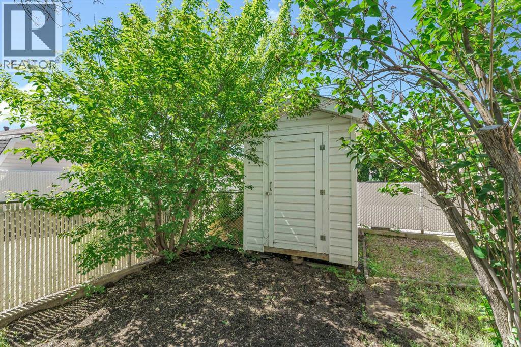 93 Park Meadows Court Southeast - Photo 36
