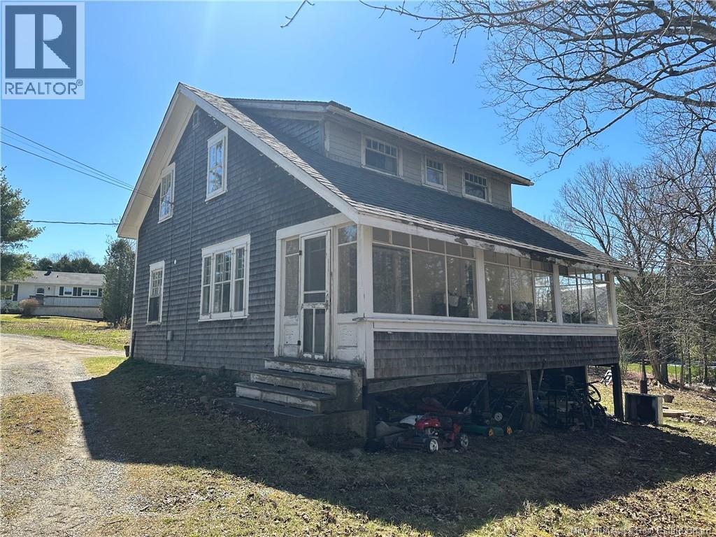 16 Clark Road