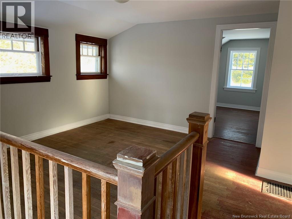 16 Clark Road - 5