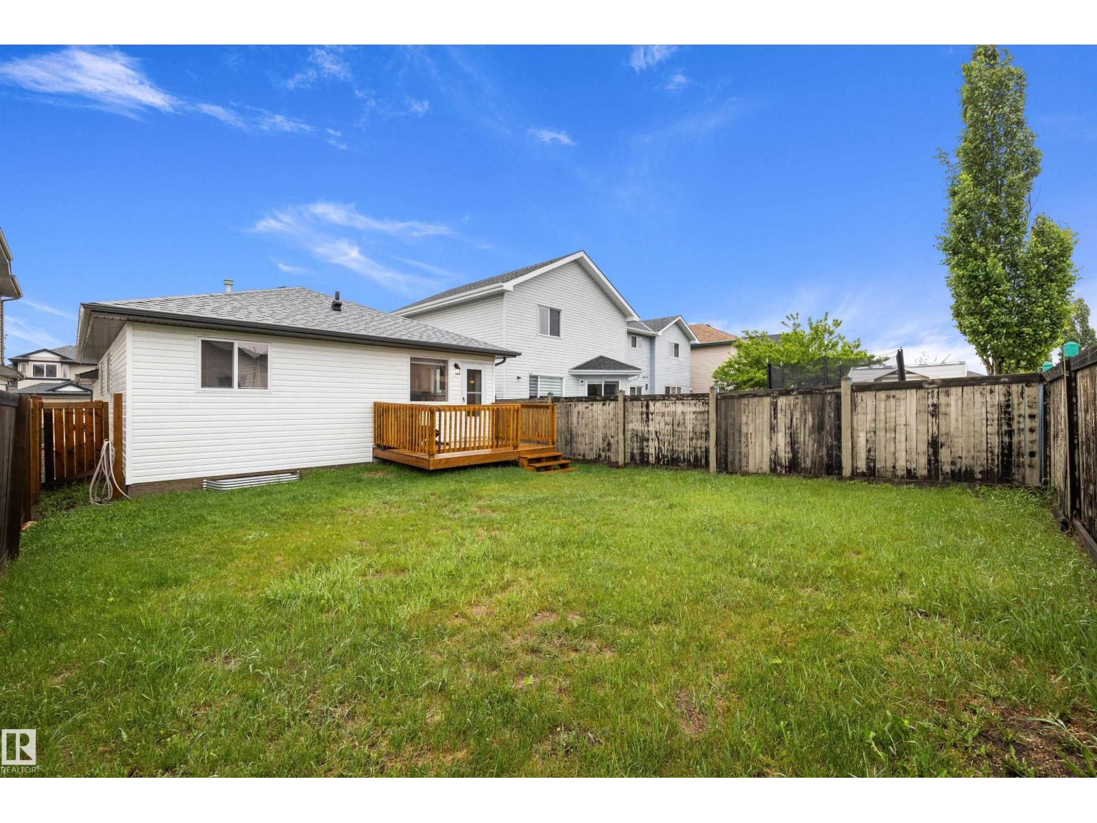3344 24 AV NW - 36