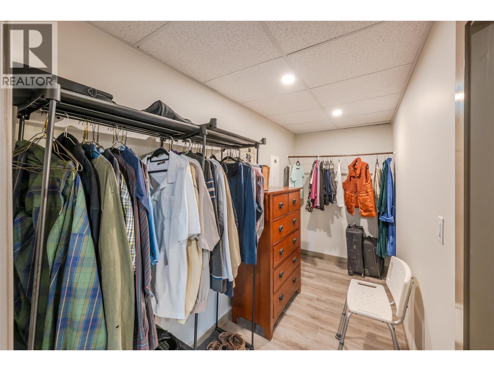 1418 FAIRVIEW Road - 45