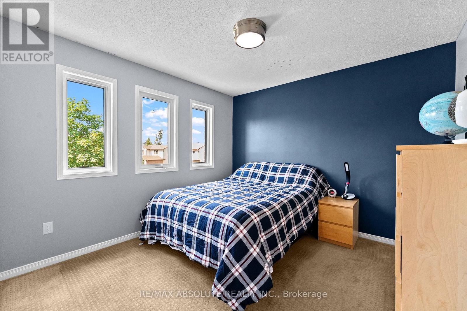 32 GREER STREET - 13