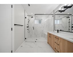 102 5745 172 Street, Surrey, BC V3S3Z4 Photo 18