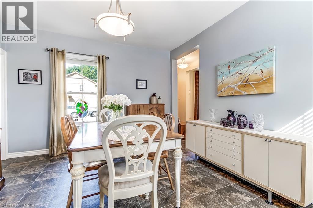 6 TOLHURST Avenue - 9