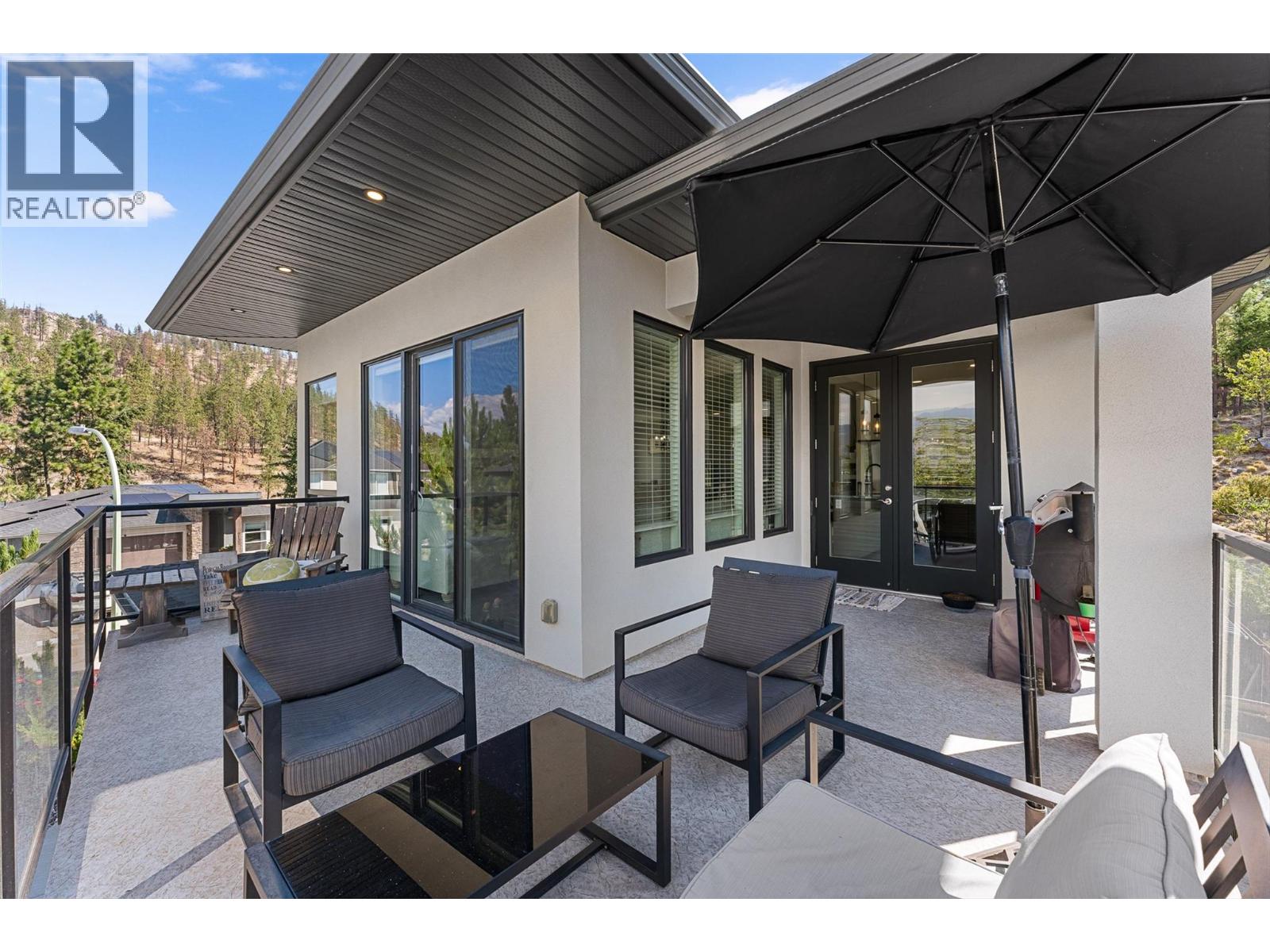  8819 Heritage Drive, Lake Country