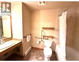 2090 Summit Drive Unit# 106, Panorama, BC V0A1T0 Photo 19