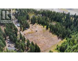 Kitchen - 85 Candide Drive, Lumby, BC V0E2G1 Photo 9