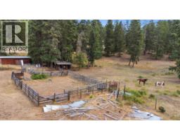 Living room - 85 Candide Drive, Lumby, BC V0E2G1 Photo 8