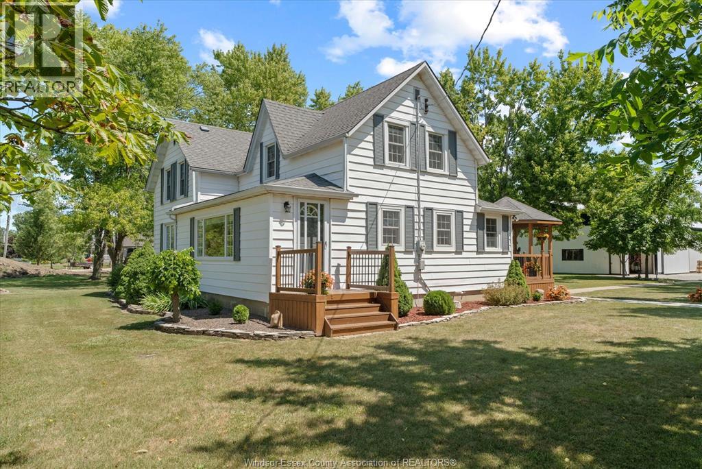768 WEST BELLE RIVER ROAD - 1