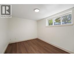 5454 Slocan Street, Vancouver, BC V5R2B1 Photo 32