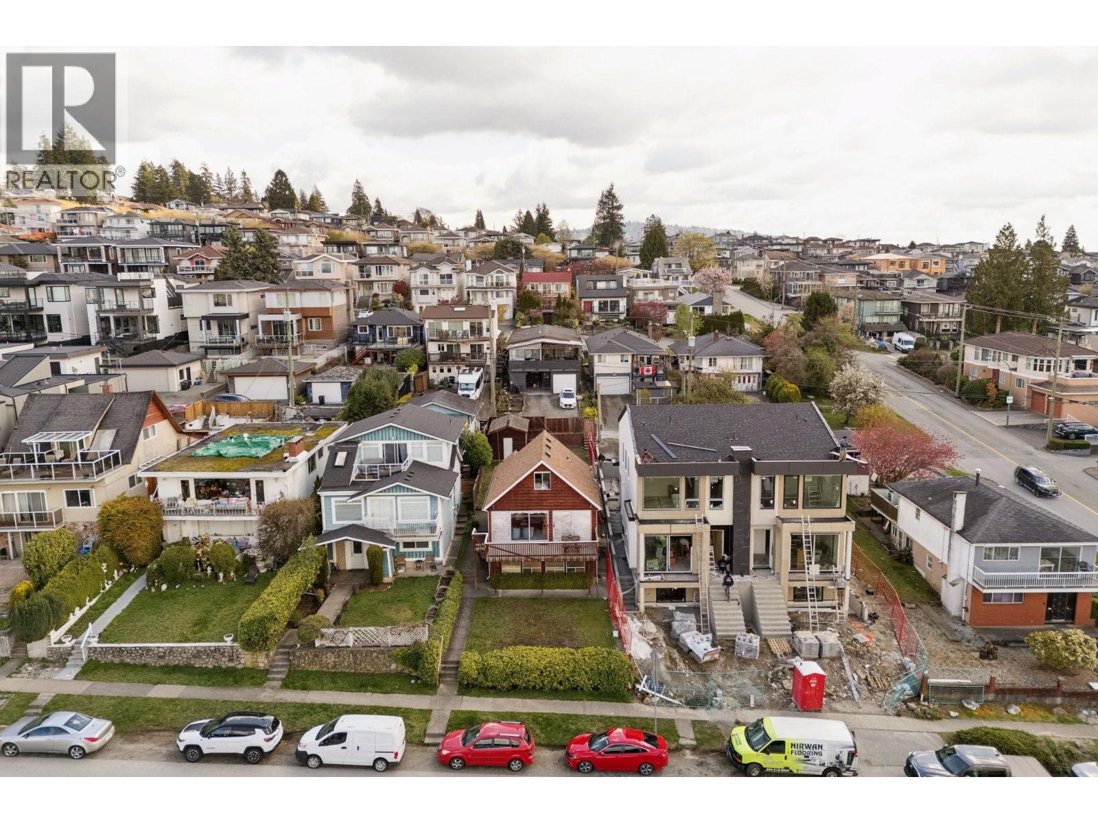 16 N HYTHE AVENUE, Burnaby