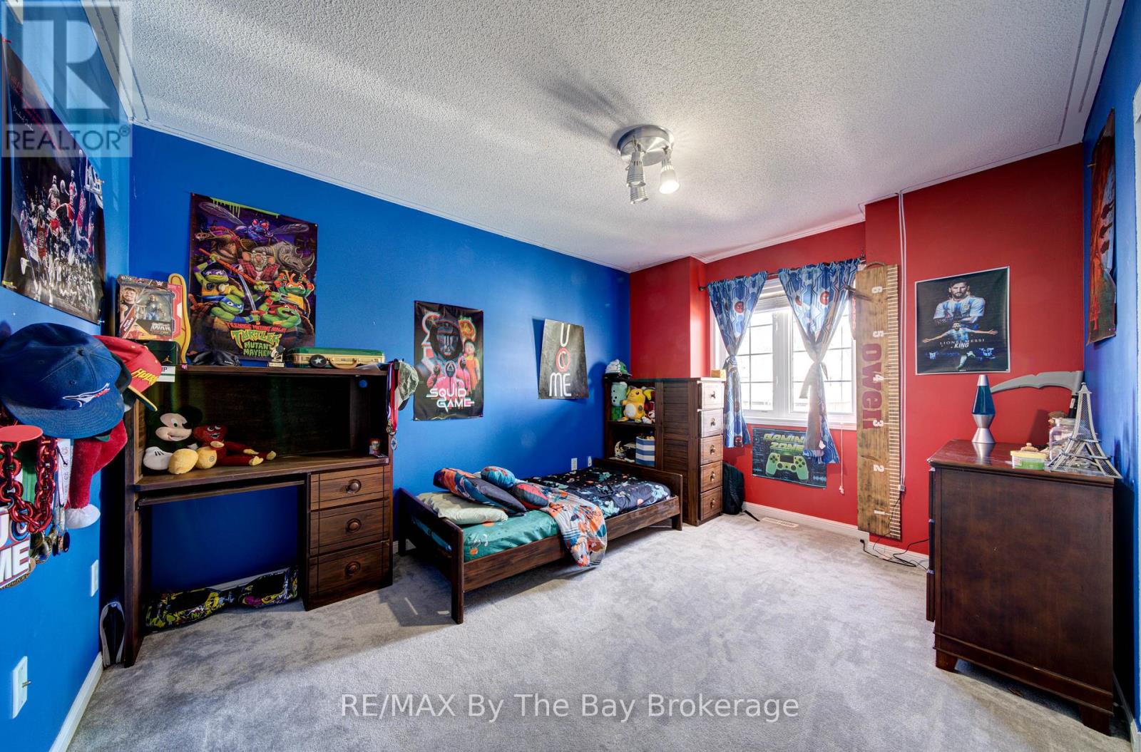 88 WESLEY AVENUE - 28