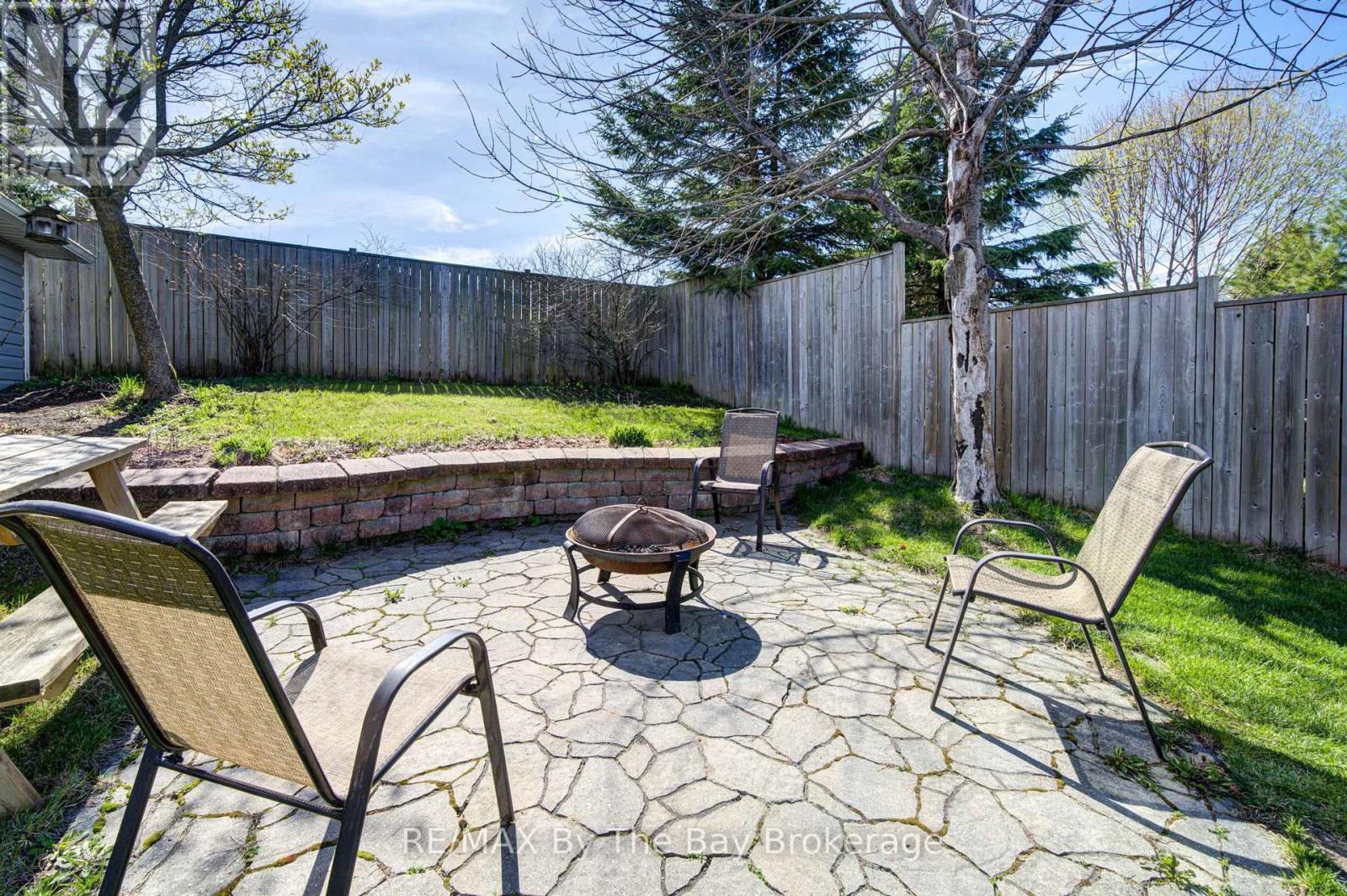 88 WESLEY AVENUE - 44